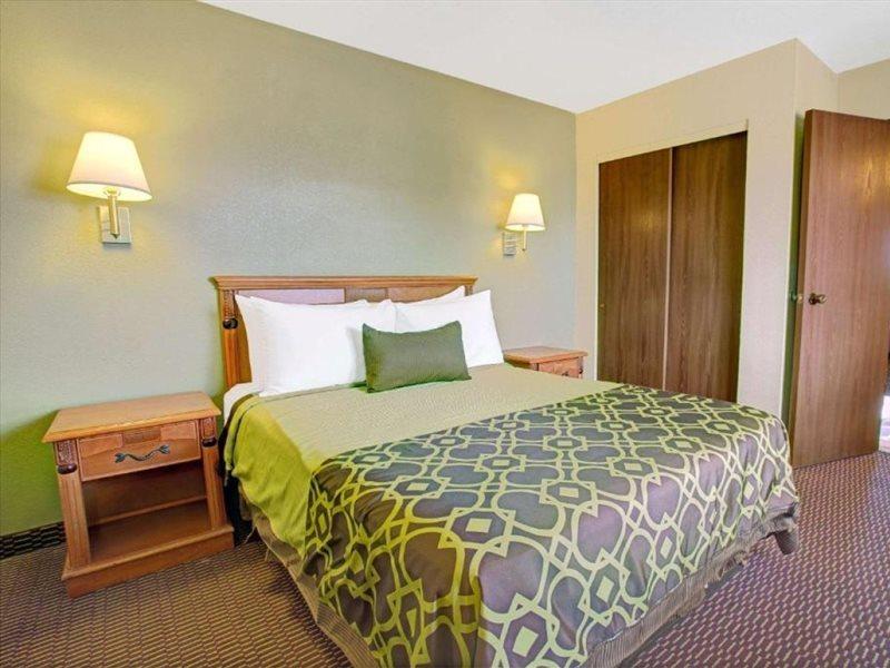 Travelodge By Wyndham Tucson Az Cortaro Экстерьер фото
