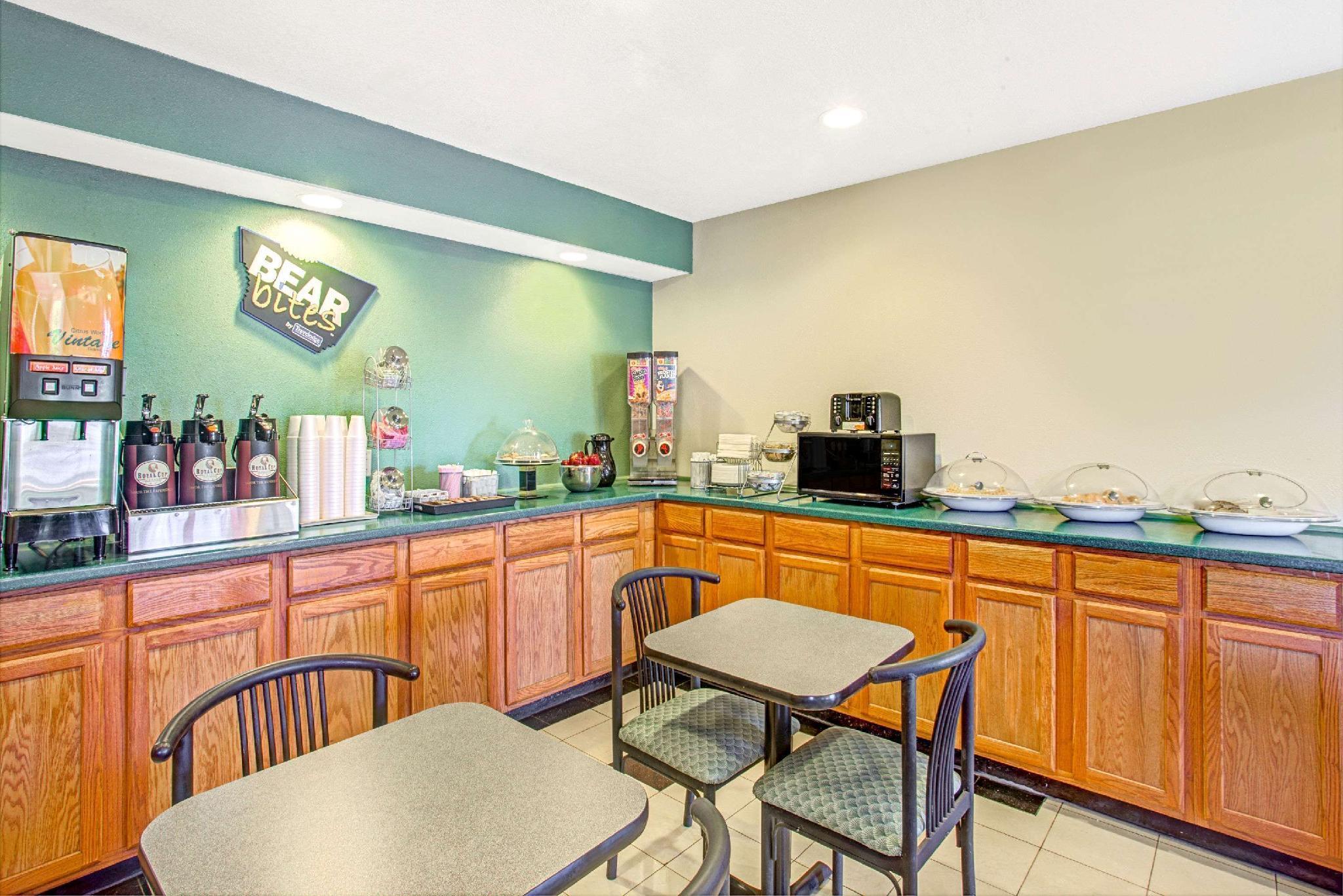 Travelodge By Wyndham Tucson Az Cortaro Экстерьер фото