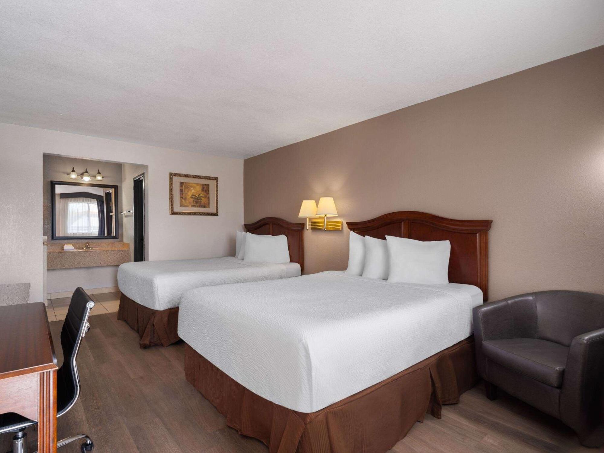 Travelodge By Wyndham Tucson Az Cortaro Экстерьер фото