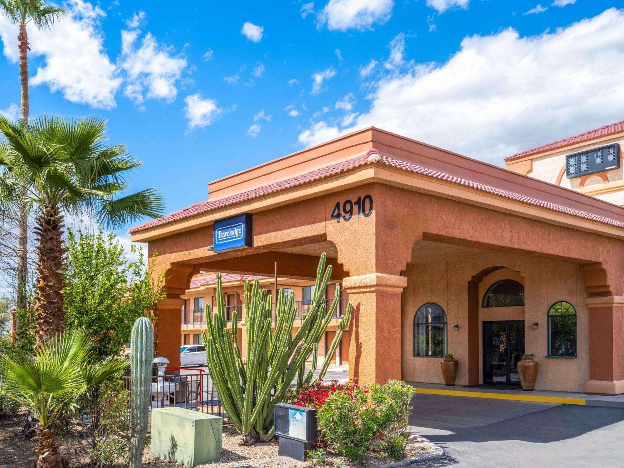 Travelodge By Wyndham Tucson Az Cortaro Экстерьер фото